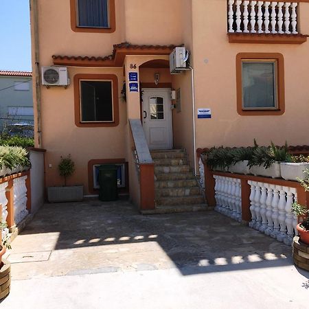 Friendly People'S Guest House Zadar Exteriör bild