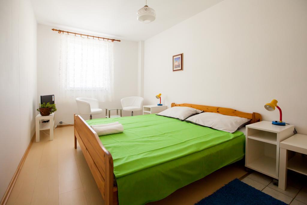 Friendly People'S Guest House Zadar Exteriör bild